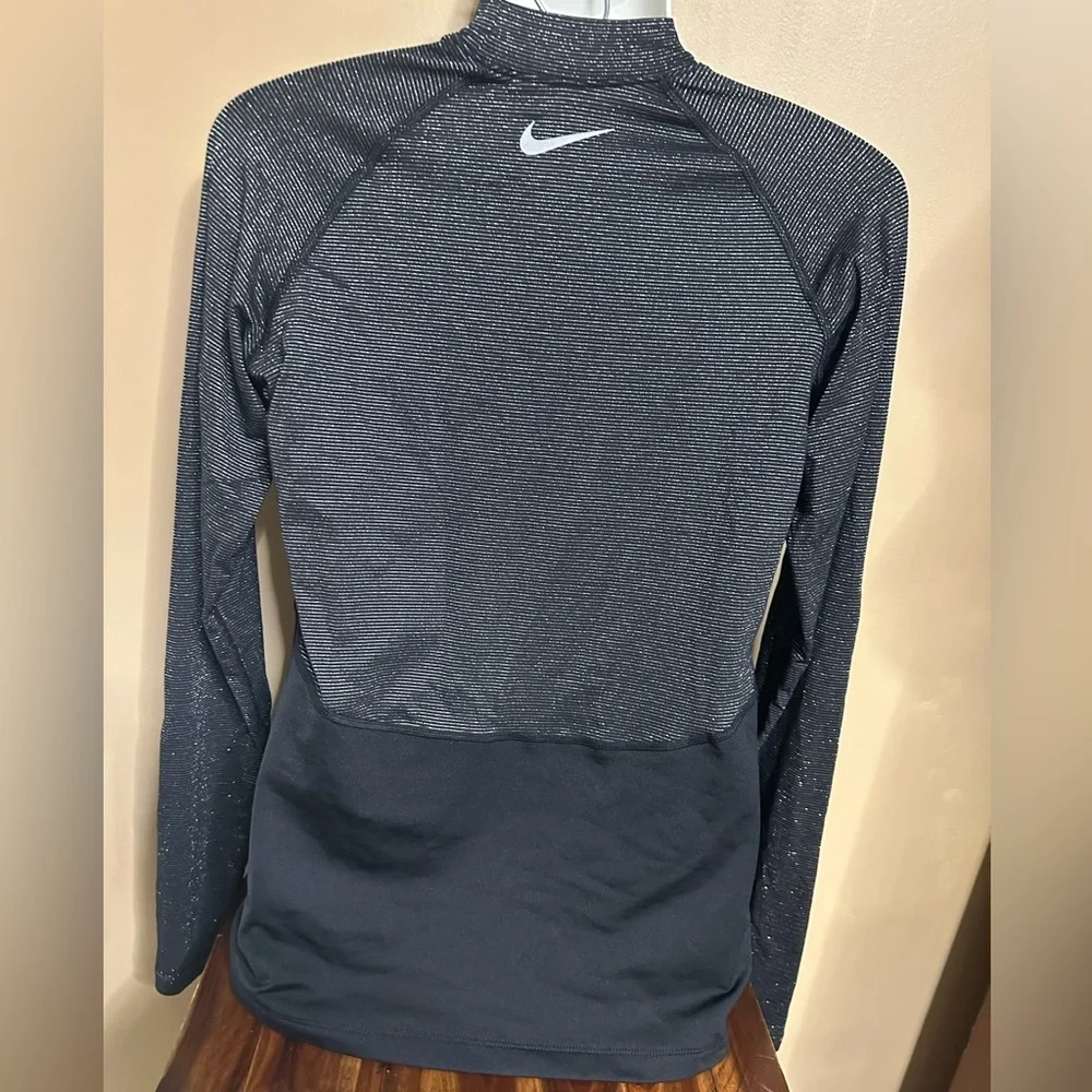 Nike Black Dri-FIT Top with Silver & Gold Striped Glitter Size Medium